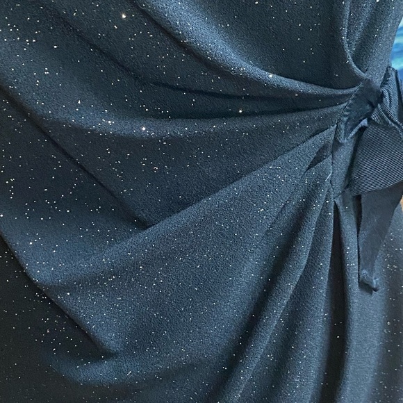 ✨The LIMITED Black Dress with Gold Sparkles - Picture 9 of 10